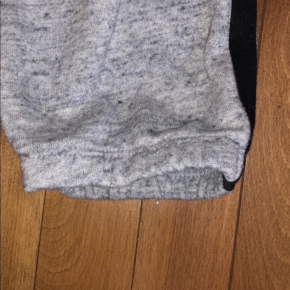 Grey sweatpants - Picture 4 of 5